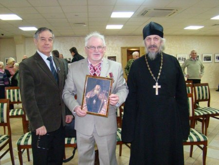 А.М.Елдашев, Е.В.Савенко, о. Леонид.jpg