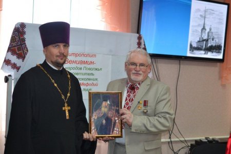 О Михаил и Евгений Савенко.jpg