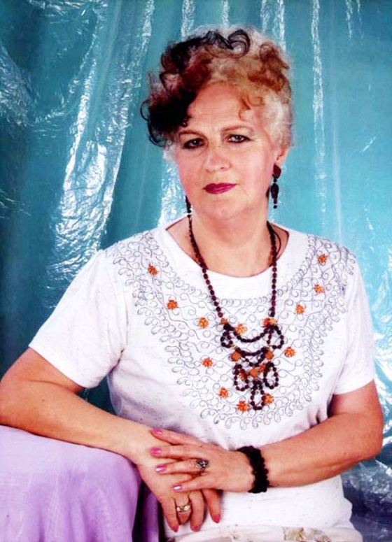 potapova-740x1024-740x1024.jpg